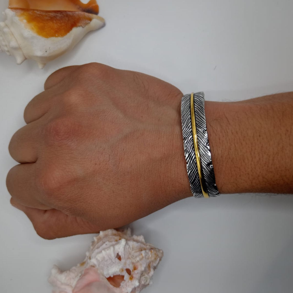 BRAZALETE DE PLUMA