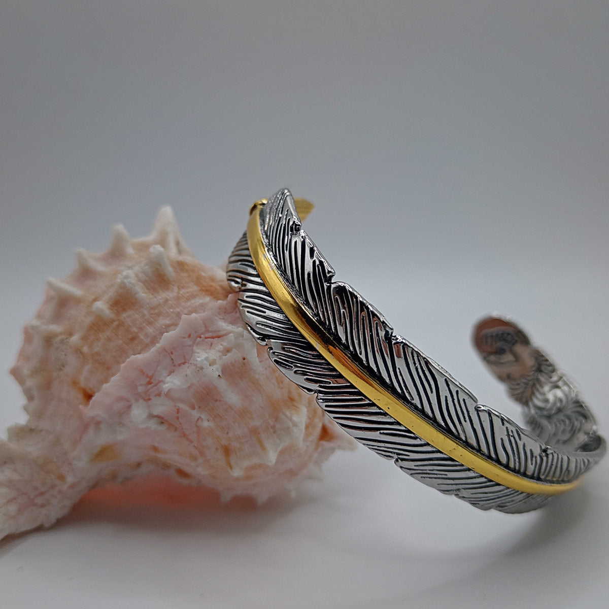 BRAZALETE DE PLUMA